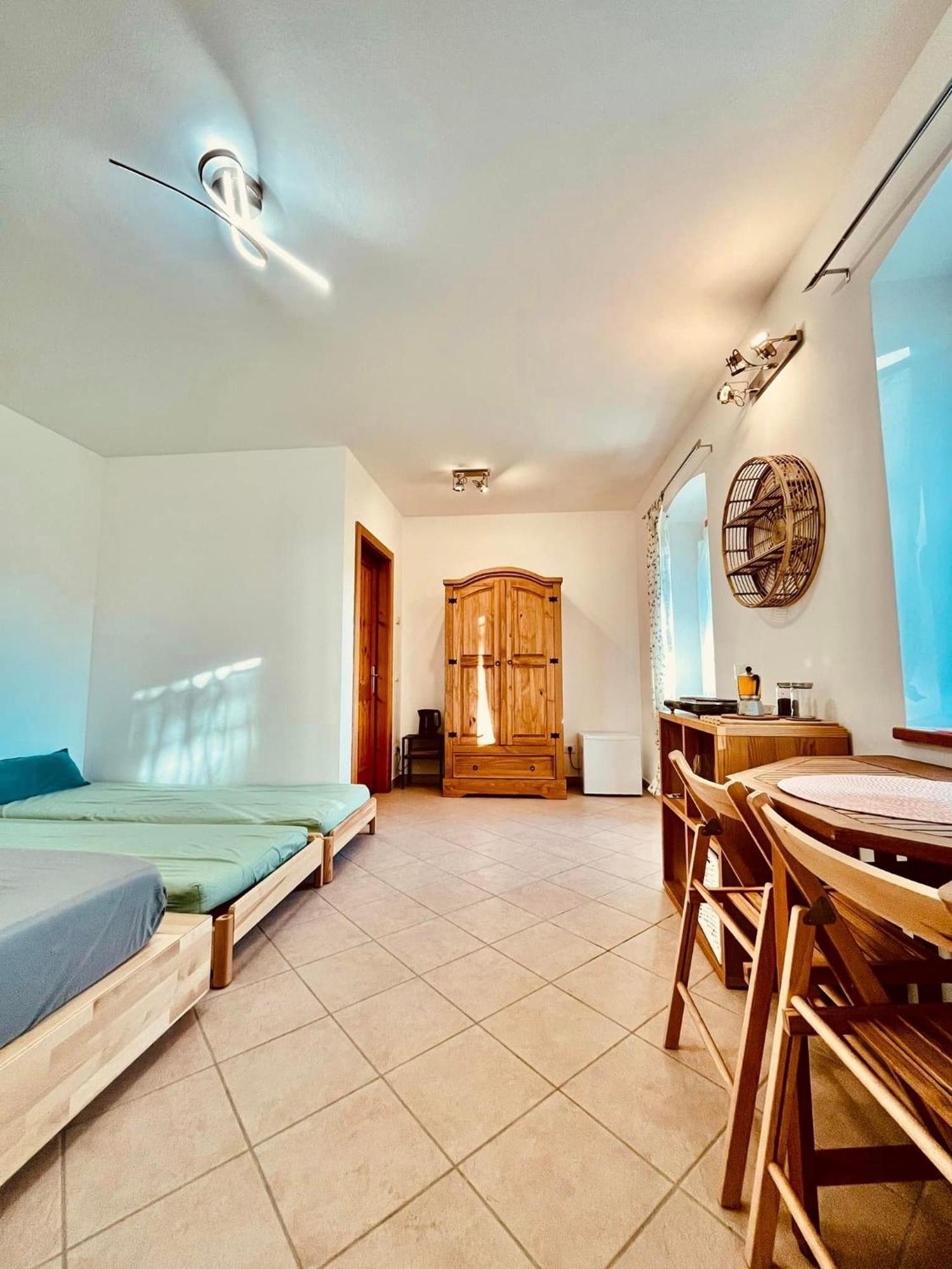 Salvadori Apartment